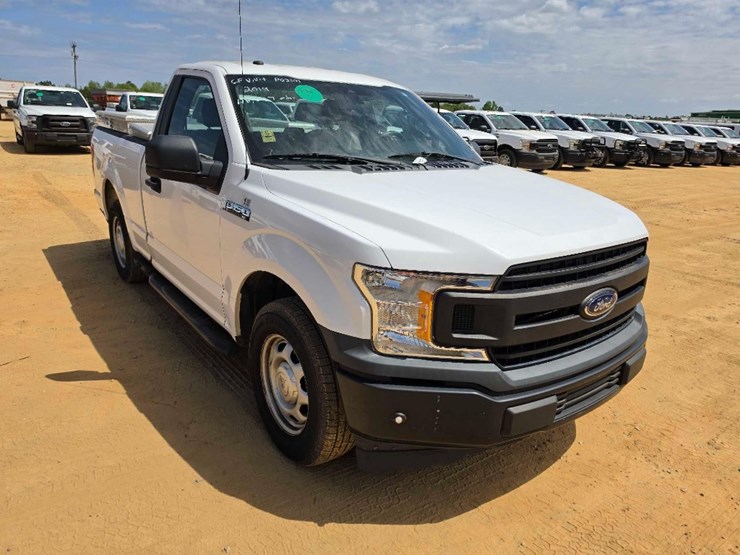 2019-ford-f150-xl-image-4