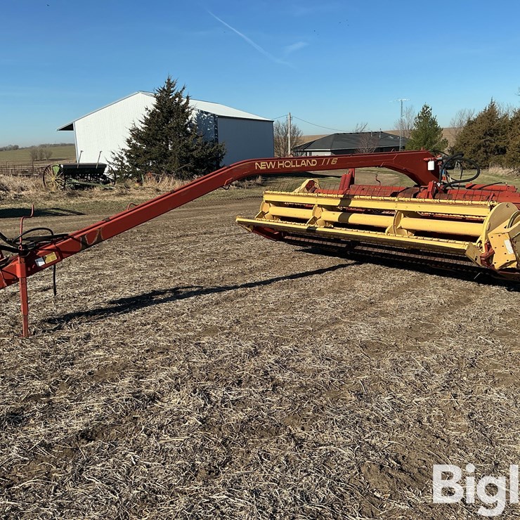 NEW HOLLAND 116