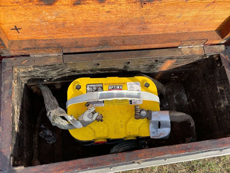 1917-american-la-france-firetruck-image-17