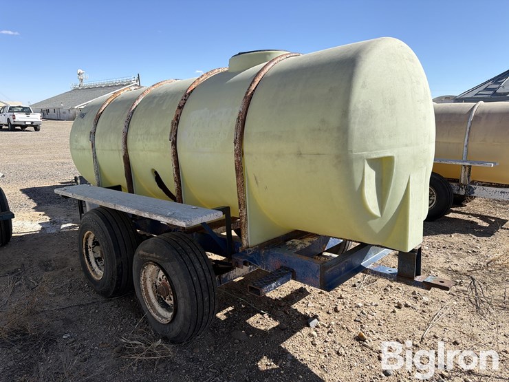 1050-gallon-t/a-nurse-tank-trailer-image-4