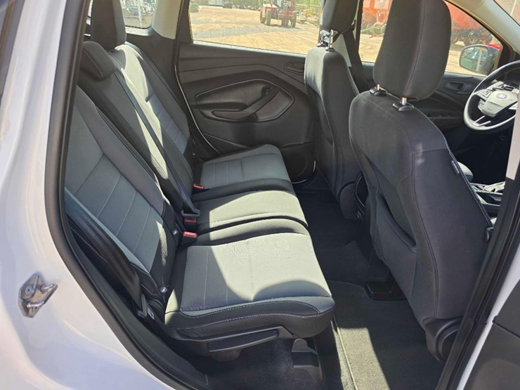 2019-ford-escape-image-7