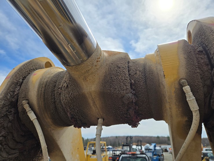 2001-caterpillar-988g-image-27