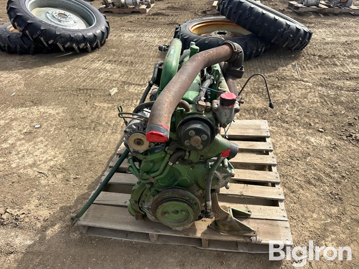 john-deere-329-image-9