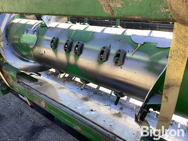 2017-john-deere-625f-image-18