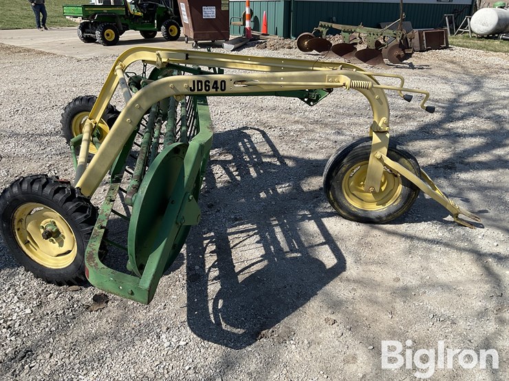 john-deere-640-image-4