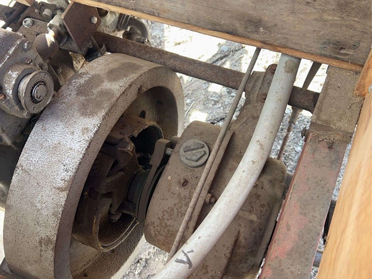 international-highwheeler-image-65