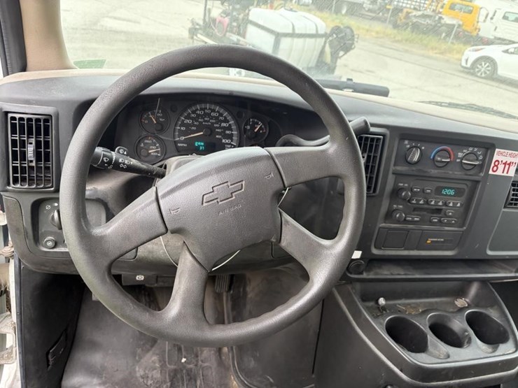 2007-chevrolet-express-1500-image-13