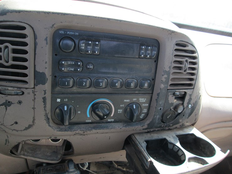 1998-ford-f250-image-24