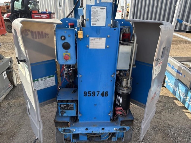 2007-genie-gr12-image-11