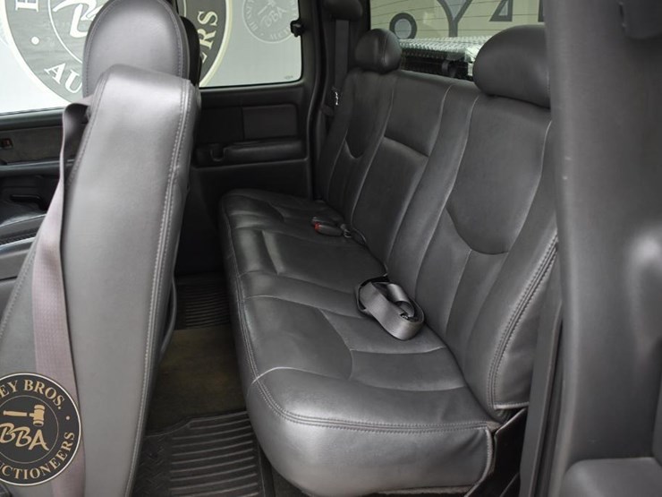 2003-gmc-sierra-1500-slt-image-30