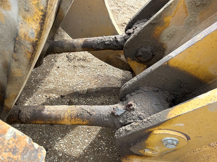 caterpillar-980g-image-10