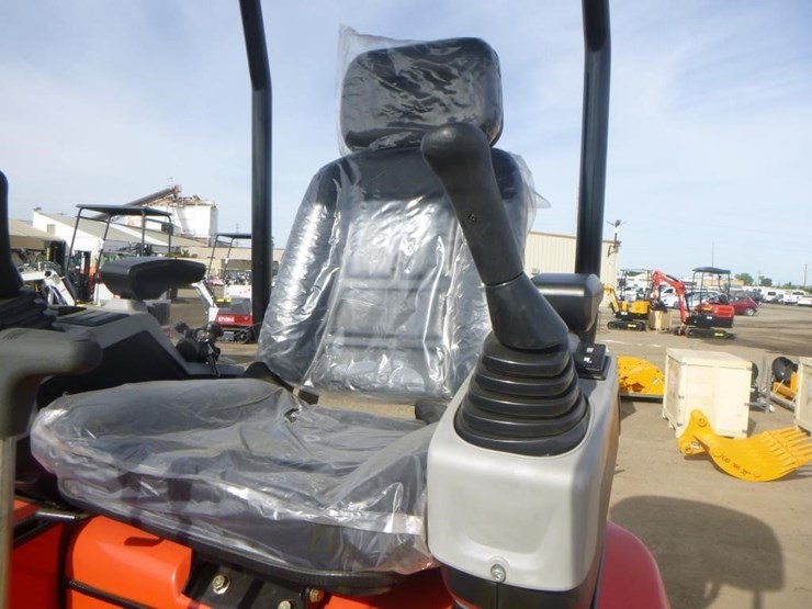 2025-tpm-20khydraulic-excavator-image-20