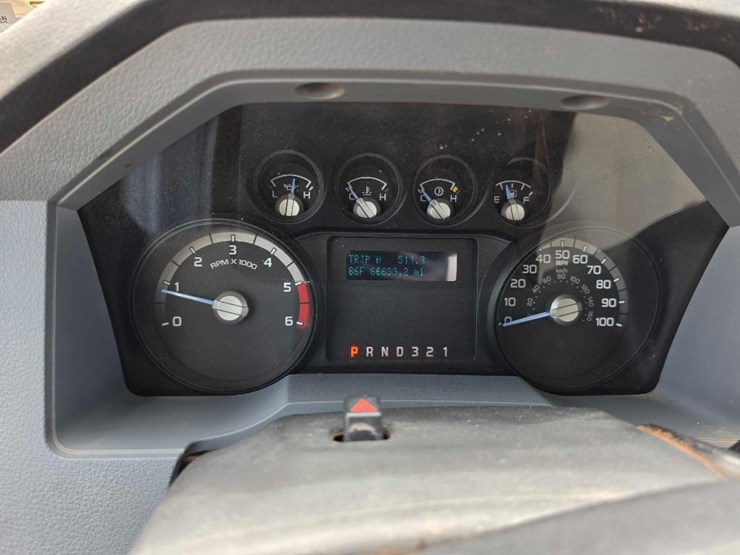 2015-ford-f550-image-14