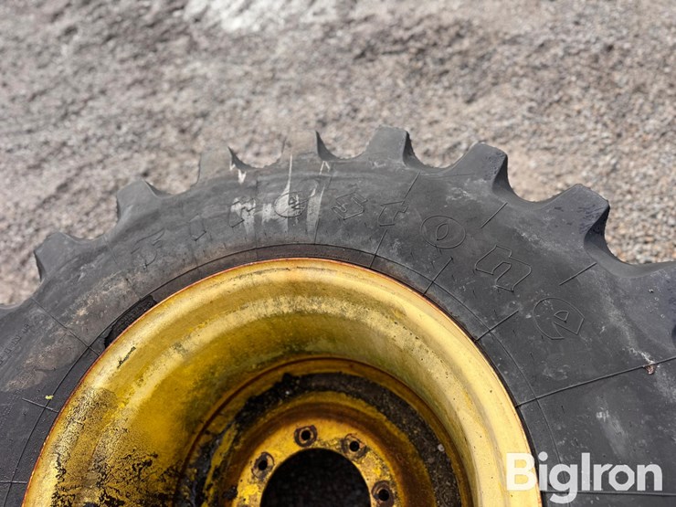 john-deere-8-image-6