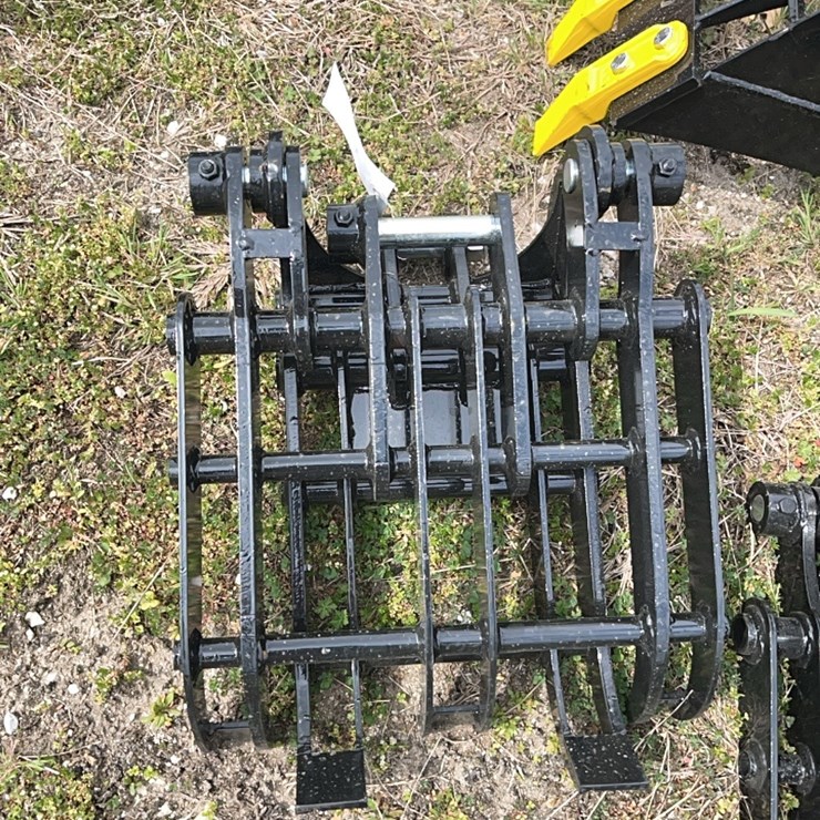 mini excavator grapple claw