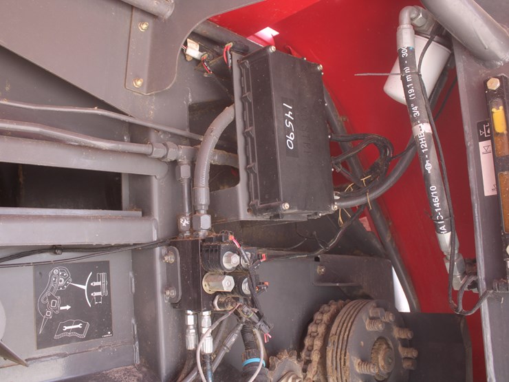 2010-agco-2170-image-84