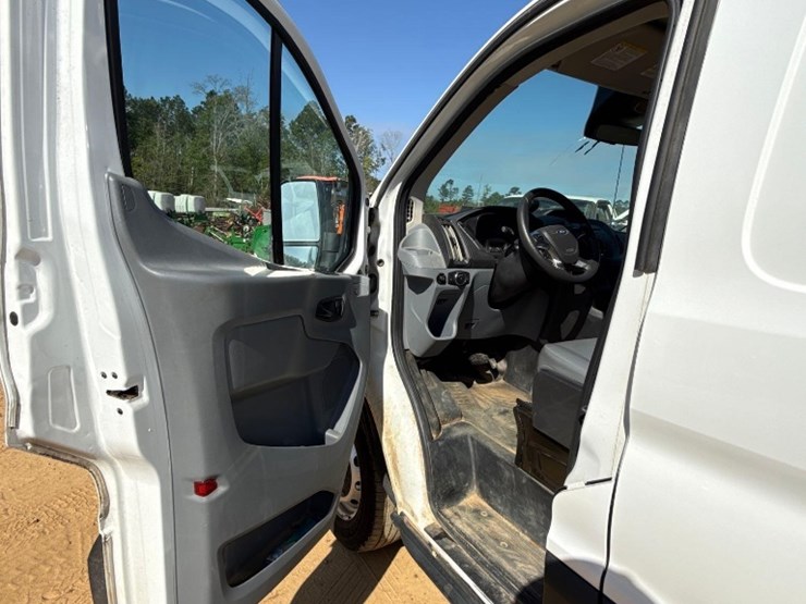 2019-ford-f350-image-18