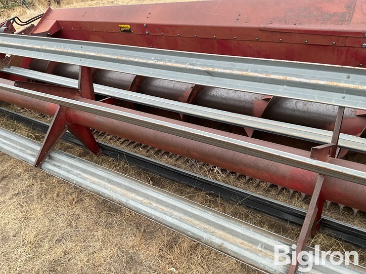 international-810-image-15