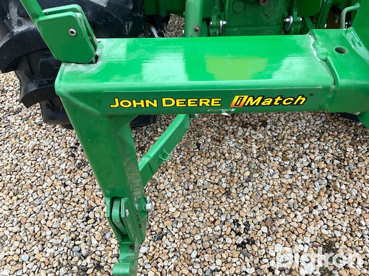 2020-john-deere-3033r-image-18