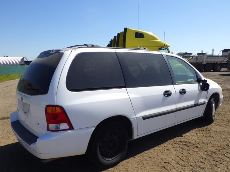 2003-ford-windstar-image-3