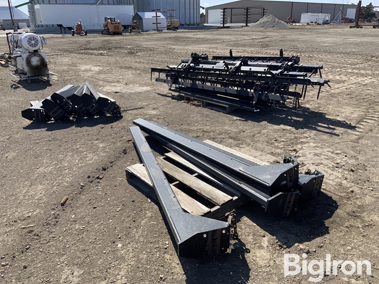 john-deere-2310-image-5