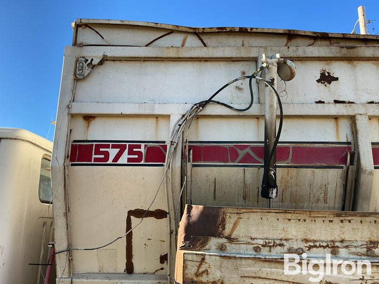 1981-international-1854s-image-16