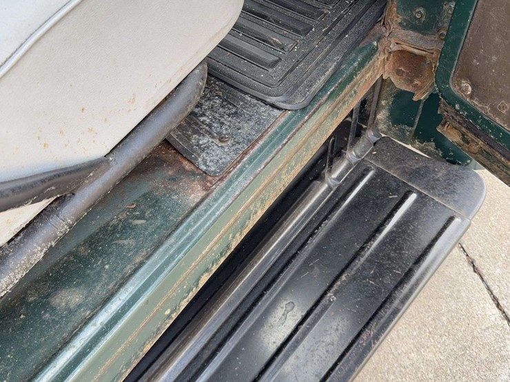 1951-international-l-112-image-35