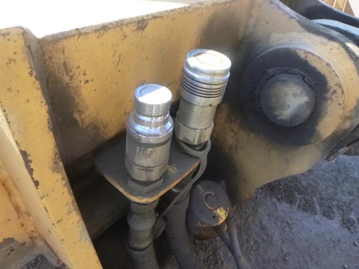 2005-deere-624j-image-16