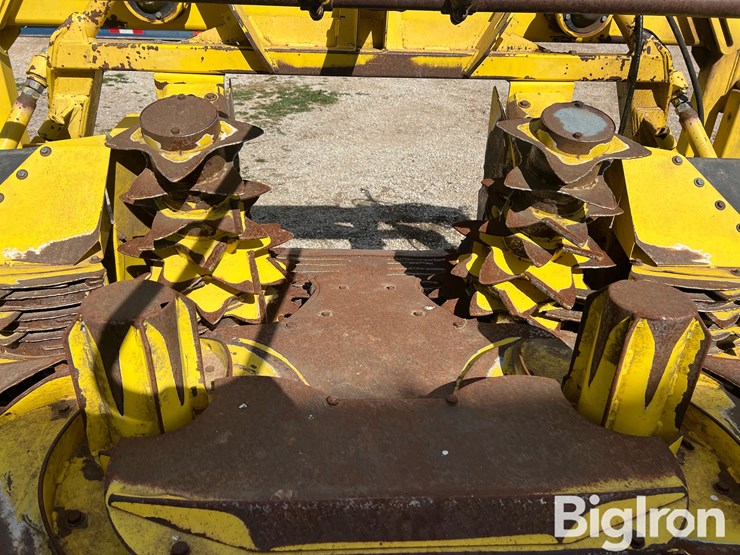 john-deere-688-image-17