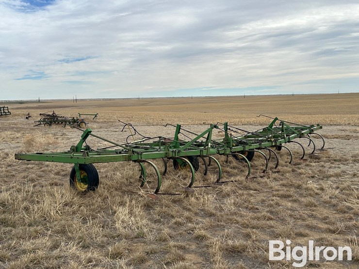 john-deere-610-image-7