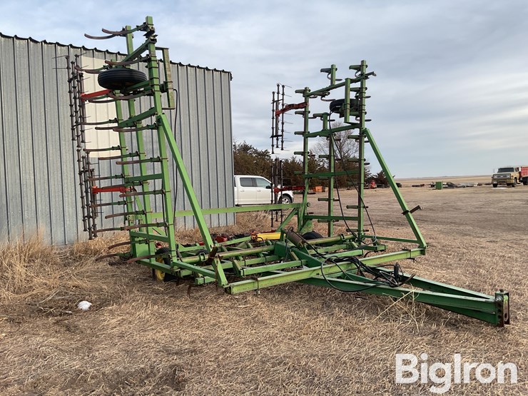 john-deere-1000-image-3