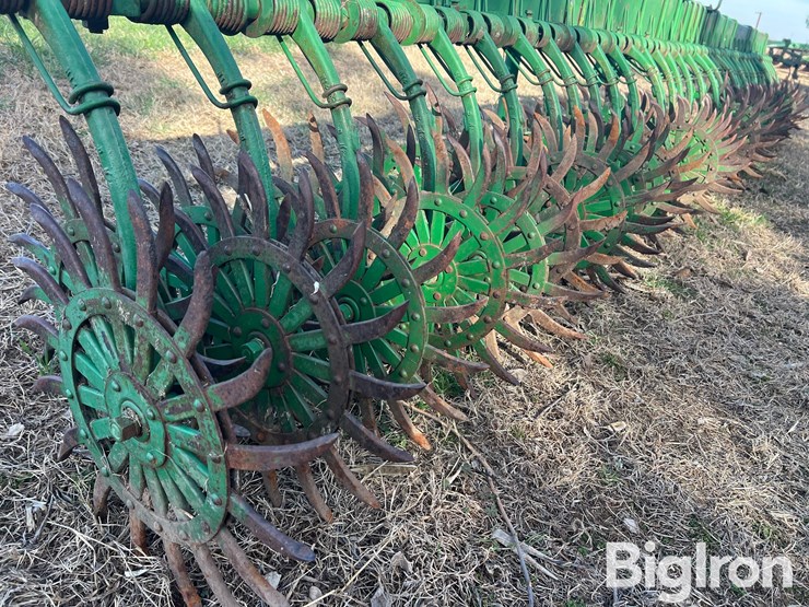 john-deere-4000-image-11