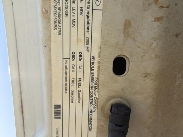 2008-ford-f350-image-25