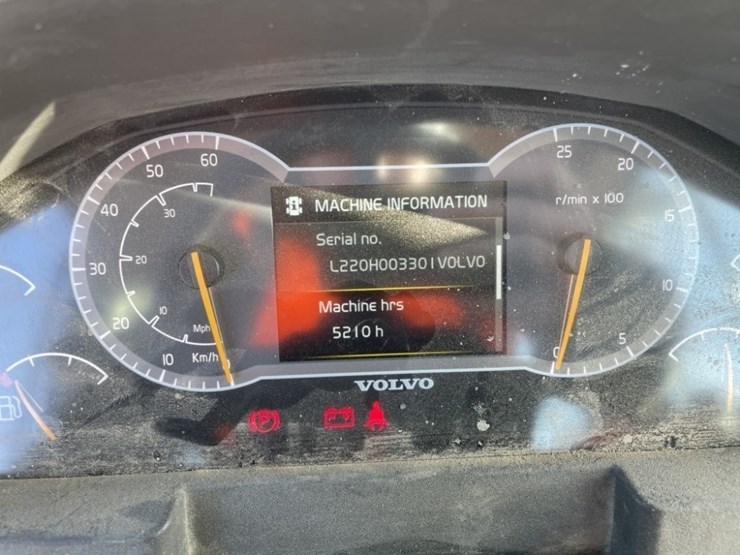 2021-volvo-l220h-image-43