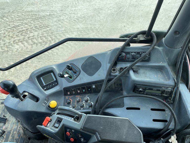 kubota-m135gx-image-35