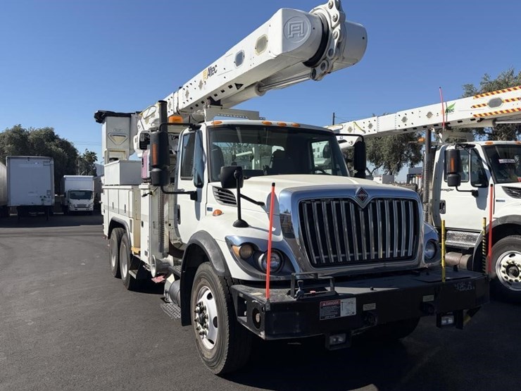 2012-international-workstar-7400-image-2