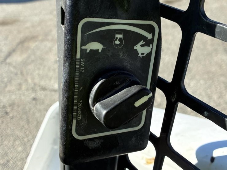 2018-bobcat-s570-image-19