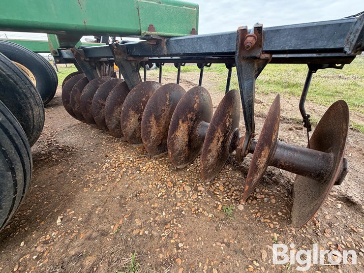 john-deere-630-image-20