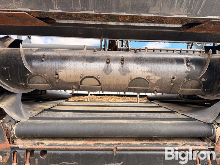 2005-case-ih-2052-image-15