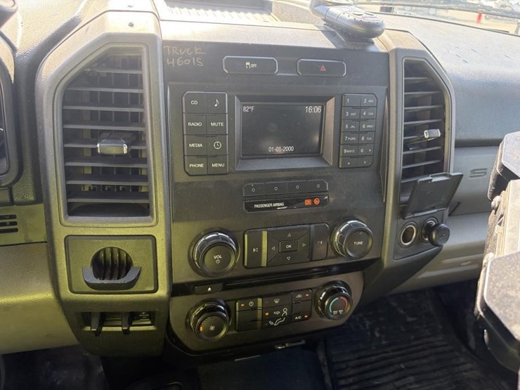 2017-ford-f550-image-19