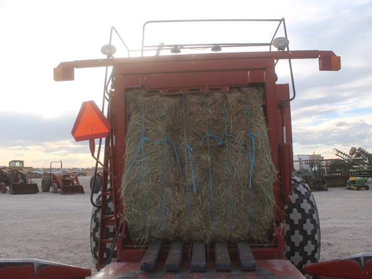 hesston-4910-image-65