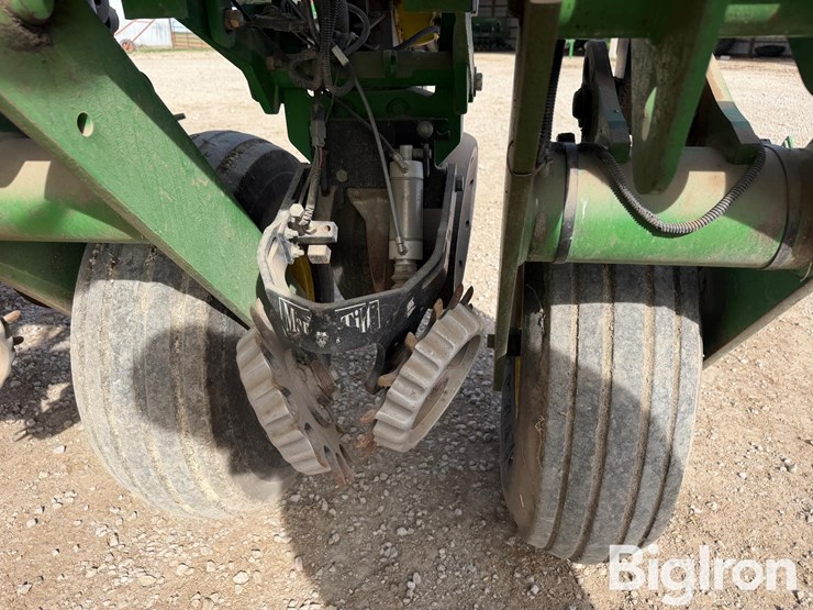 john-deere-1770-image-13