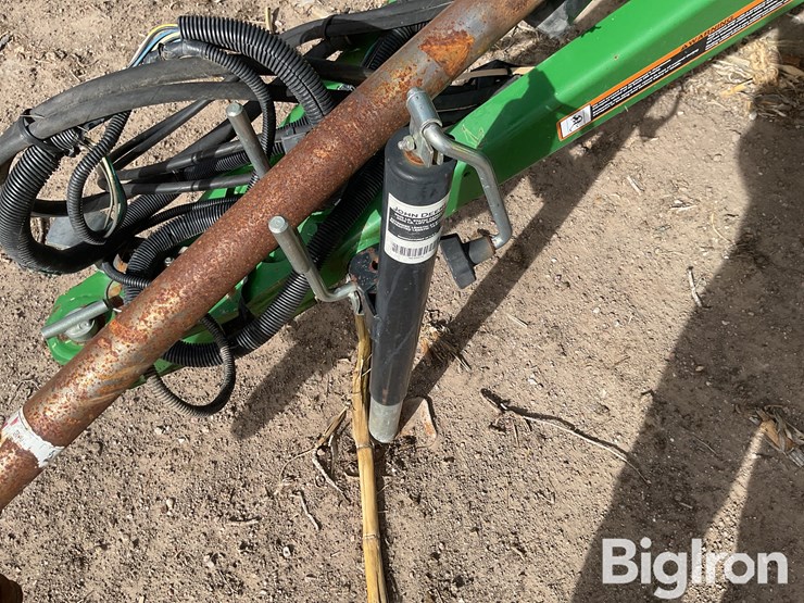 john-deere-568-image-11