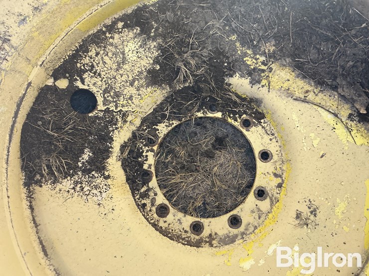 john-deere-18-image-11