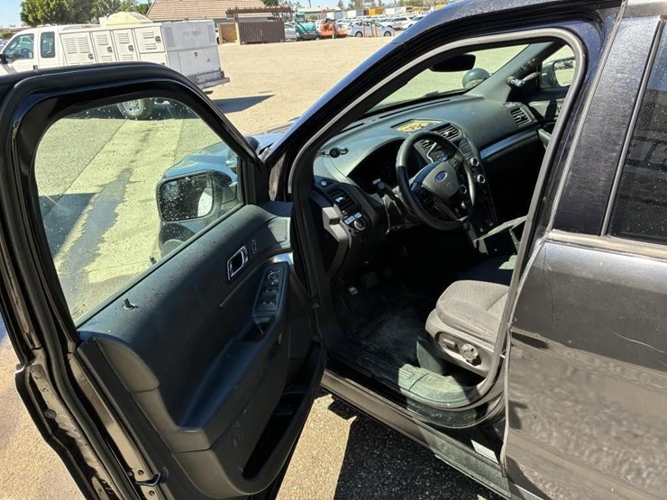 2017-ford-explorer-police-interceptor-image-12