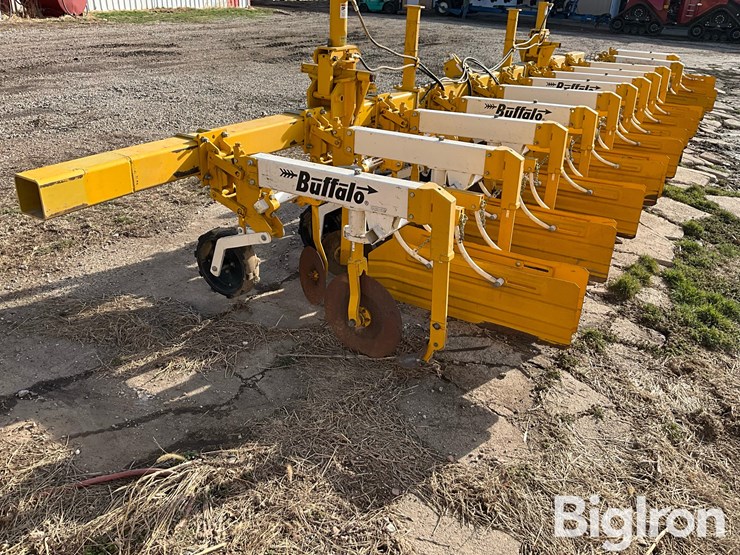 1997-buffalo-6300-image-7