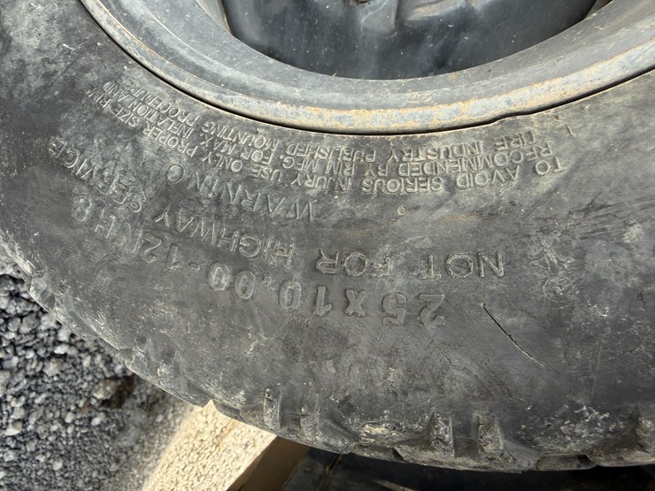 kubota-rtv1100-image-7