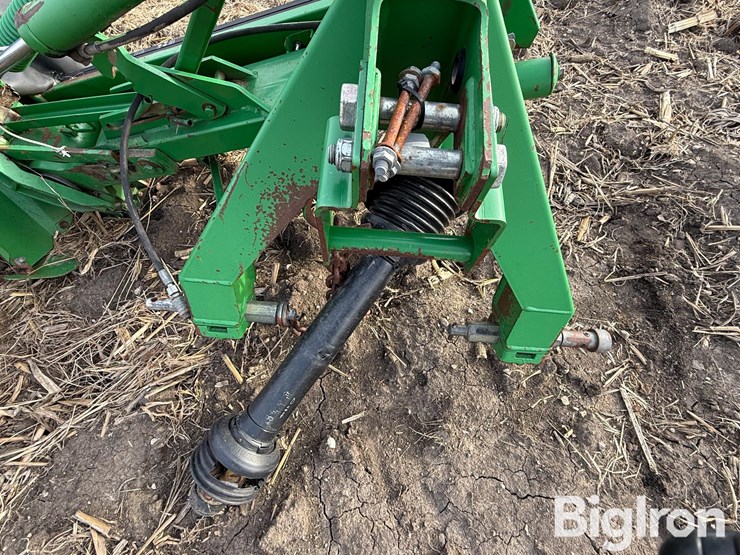 john-deere-275-image-9