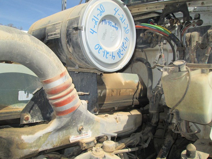 1997-kenworth-t800-image-28