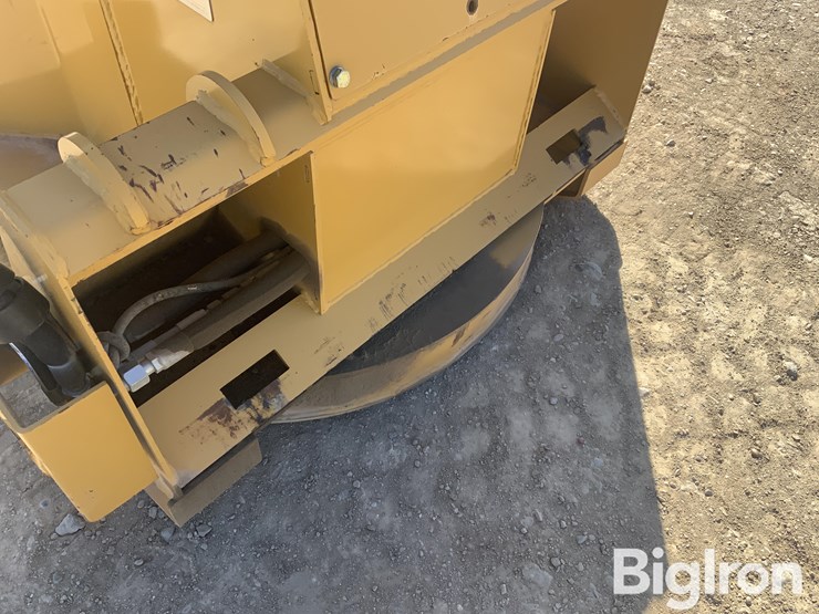 2019-dfm-cfb16-feller-buncher-image-9